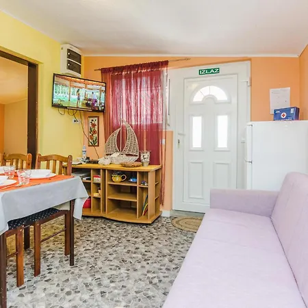 2 Bedroom Amazing In *