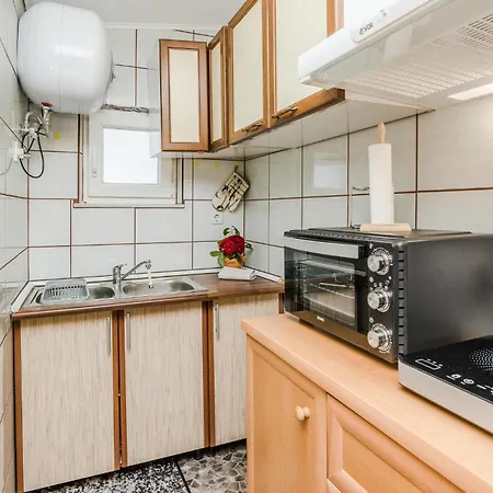 Apartment 2 Bedroom Amazing In
